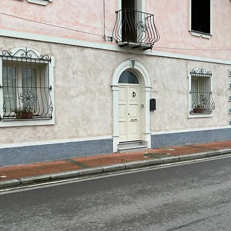 Sa Domo De Tzia Elene Apartment *